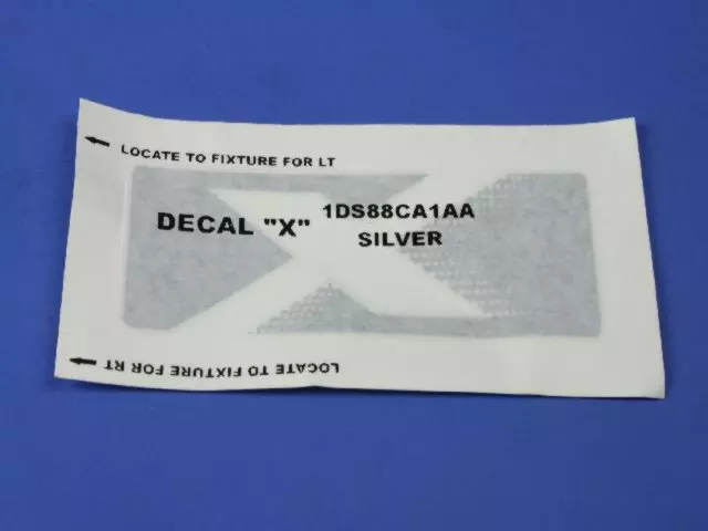 Decal - Mopar (1DS88CA1AA) - view 2