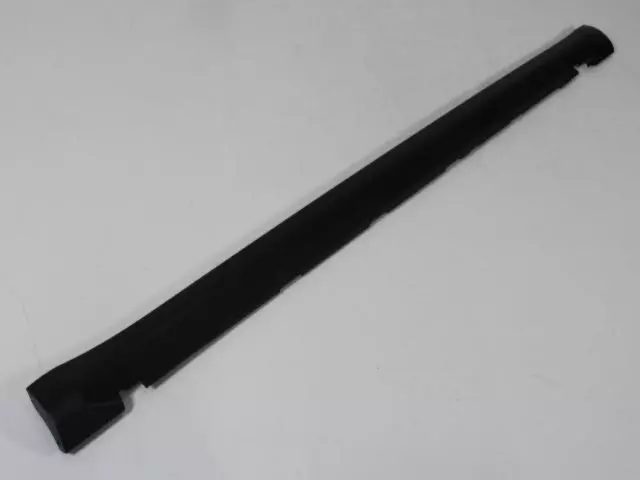 CLADDING ROCKER PANEL - Passenger Side (RH) - Mopar (1JK94TZZAB) - view 5