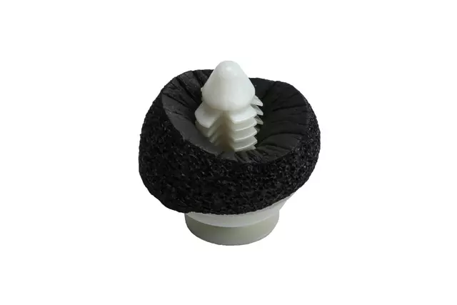 Front Door Trim Panel Retainer - GM (22689498)