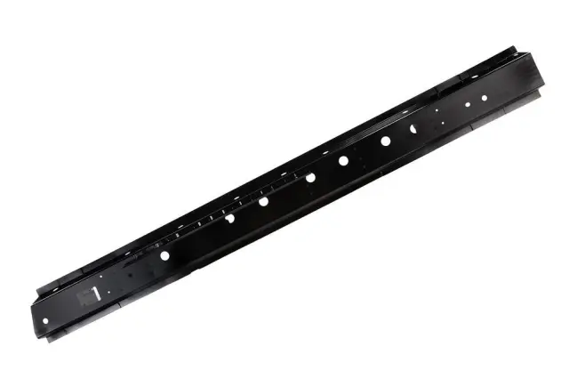 Passenger Side Rocker Outer Panel - GM (22876148) - view 4
