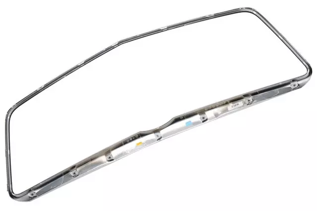 Front Outer Grille - GM (22881298) - view 6
