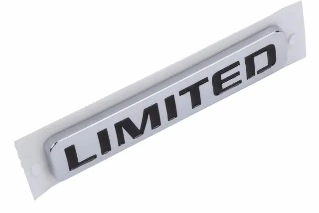 Limited Emblem - GM (23126012) - view 2