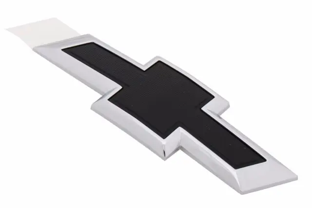 Black Deck Lid Emblem - GM (23358106) - view 2
