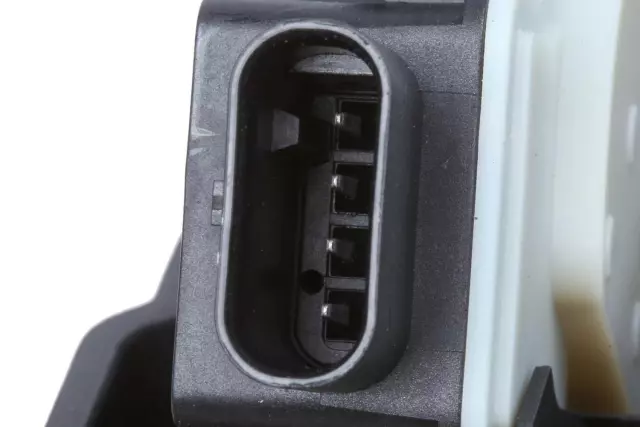 Front Bumper Shutter - GM (23487104) - view 2