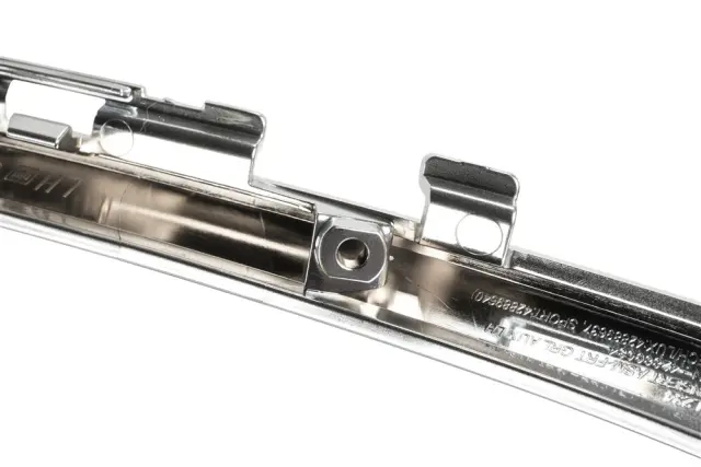 Outer Molding - GM (42889640) - view 10