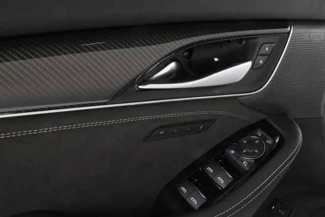 Door Trim Panel - GM (42903375) - view 9