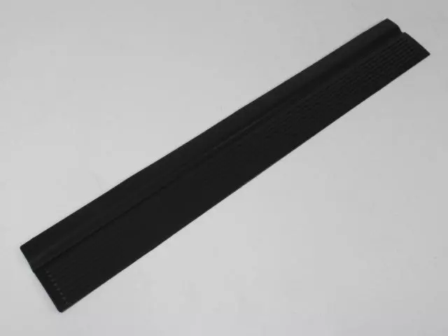 Tailgate Applique - Mopar (55295060) - view 13