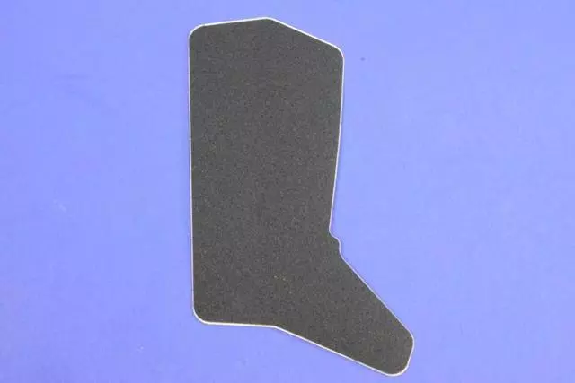 B-Pillar To Quarter Panel Mucket, Right - Mopar (68039526ab) - view 3