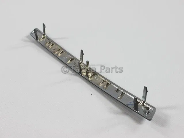 Nameplate - Mopar (68047939AA) - view 3