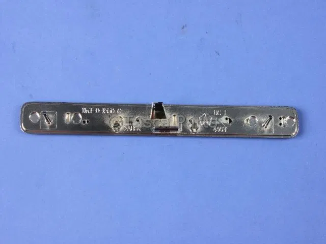 Nameplate - Mopar (68100691AA) - view 3