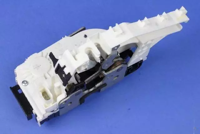 Latch - Mopar (68146027ac) - view 3