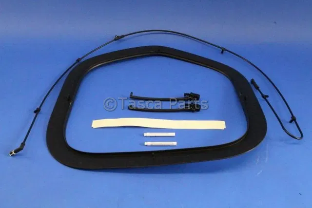 Hood Trim Kit - Mopar (68292008AA) - view 7