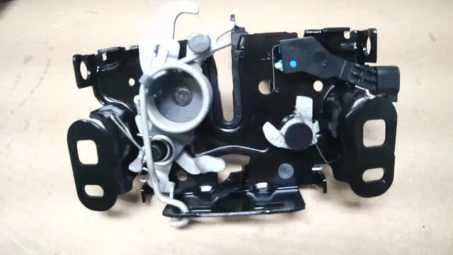 Hood Latch - Mopar (68375662aa)