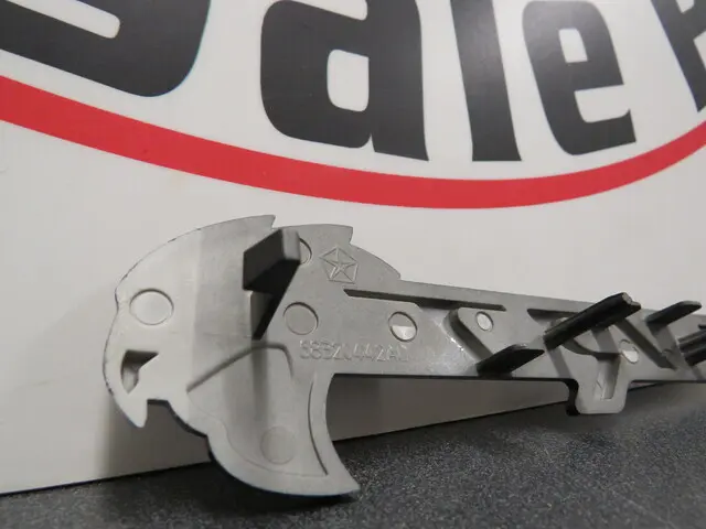 Srt Nameplate - Mopar (68564526aa) - view 7