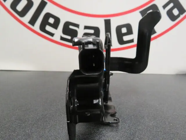 Latch - Mopar (68756973AA) - view 5