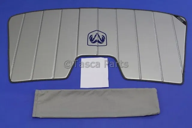 Sunshade, Windshield - Mopar (82208802) - view 3