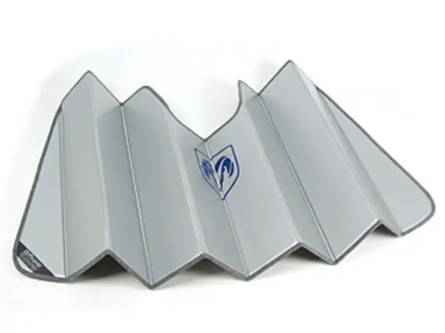Sunshade, Windshield - Mopar (82208802) - view 6