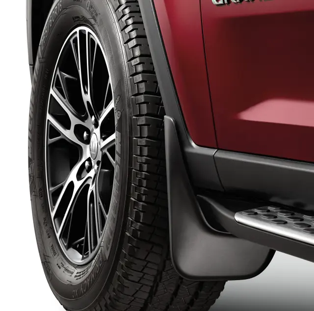 Mopar Front Splash Guard Kit - Mopar (82216018AC)