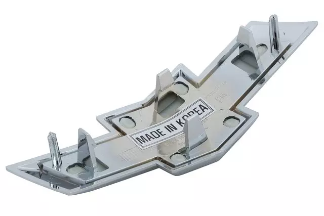 Front Grille Emblem - GM (84025720)