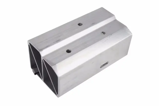 Bumper - GM (84128512) - view 5