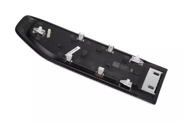 Fender Molding - GM (84431329) - view 2