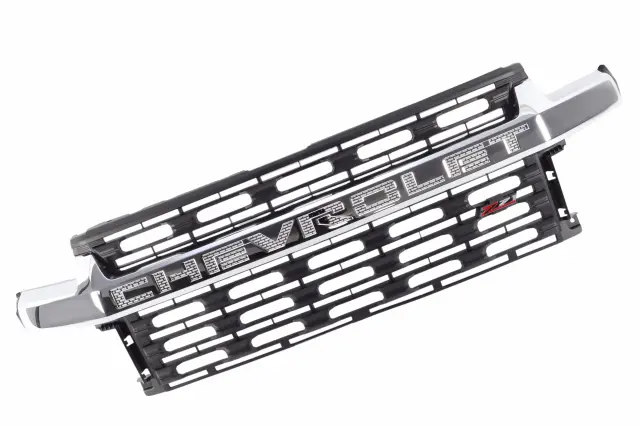 Bright Chrome Front Grille - GM (84670282)
