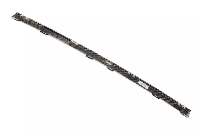Molding - GM (84823666) - view 2