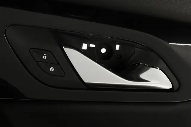 Door Trim Panel - GM (84997678) - view 9