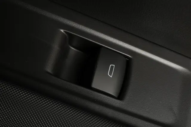 Door Trim Panel - GM (85030710) - view 10