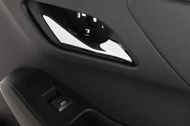 Door Trim Panel - GM (85106708) - view 10