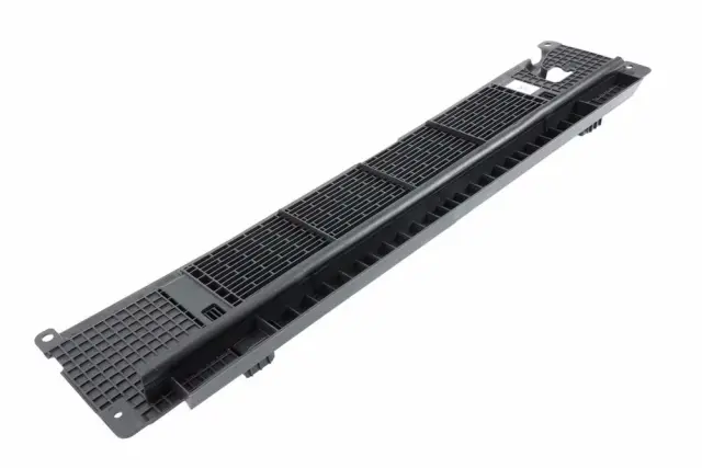 Front Bumper Lower Shutter - GM (85139400) - view 2