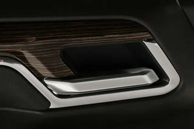 Door Trim Panel - GM (85700547) - view 8