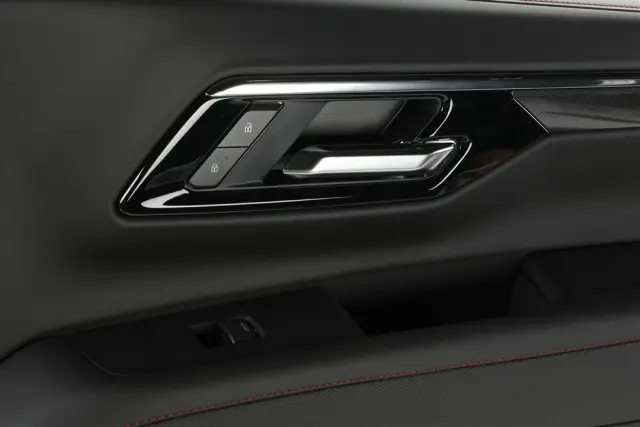 Door Trim Panel - GM (85716675) - view 8