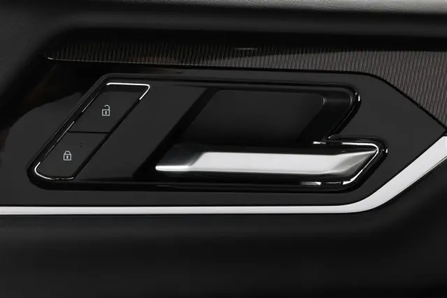 Door Trim Panel - GM (85774856) - view 2