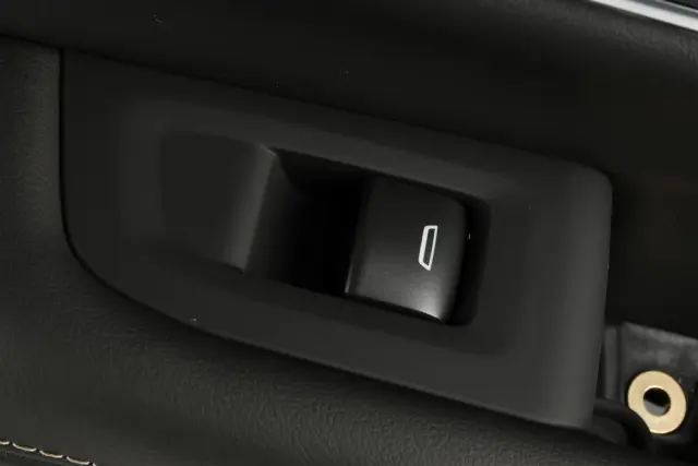 Door Trim Panel - GM (85774856) - view 3