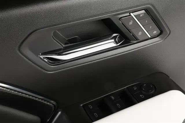 Door Trim Panel - GM (85809153) - view 8