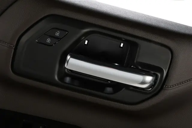 Door Trim Panel - GM (87816156) - view 9