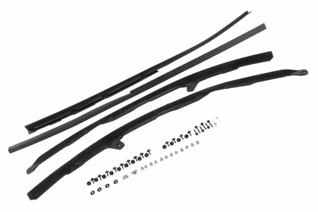 Front Deflector Kit - GM (87825521) - view 3