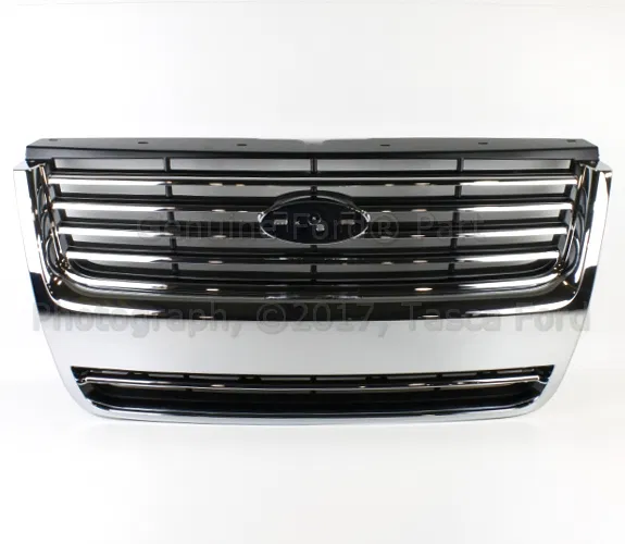 Grille - Ford (8L2Z-8200-DA)